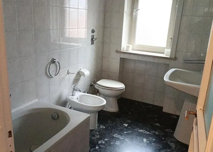 Apartamento Via Varese 20 *