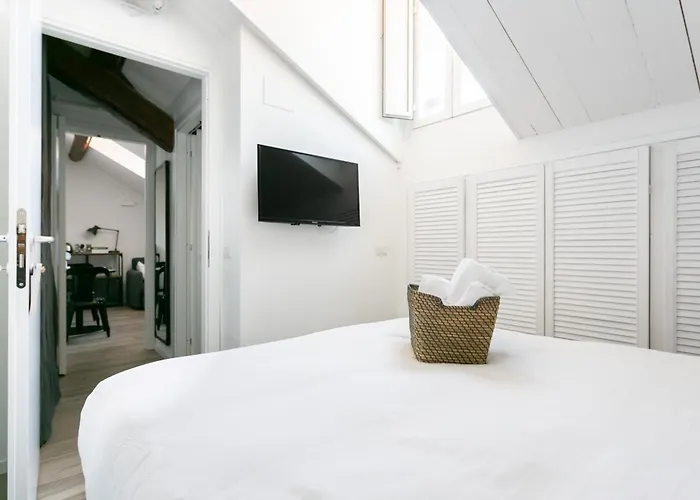 Navigli - Via Mortara 4 Milán