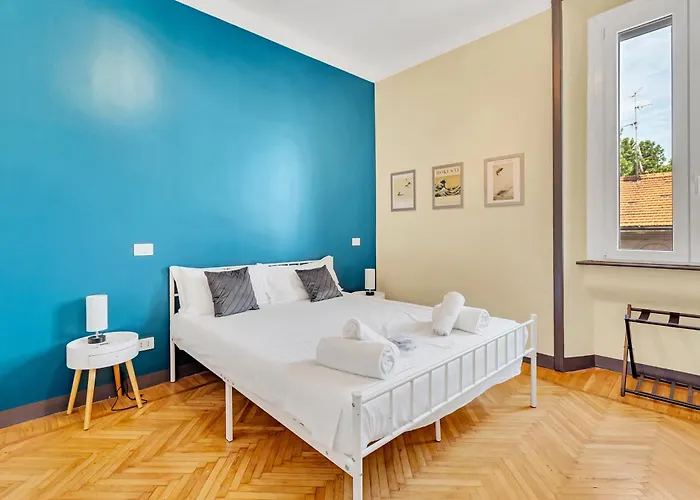 Classy With 2 Bedrooms * Milán