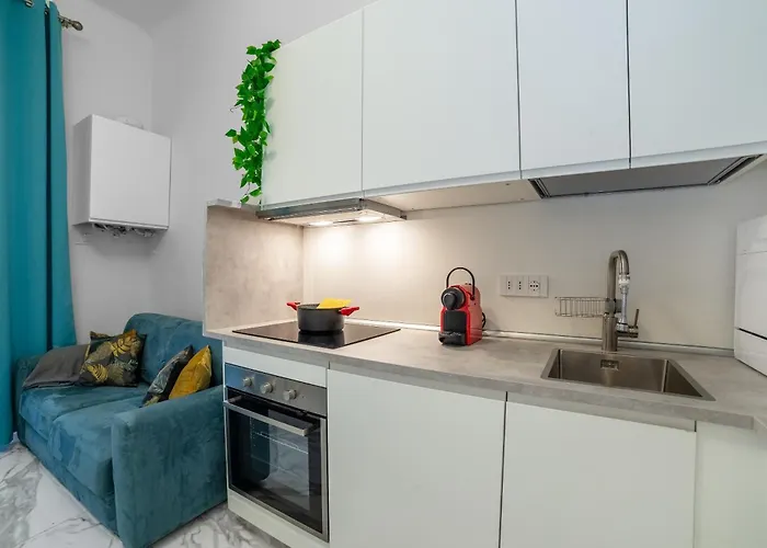 Bright '46' Cosy And Apartament *