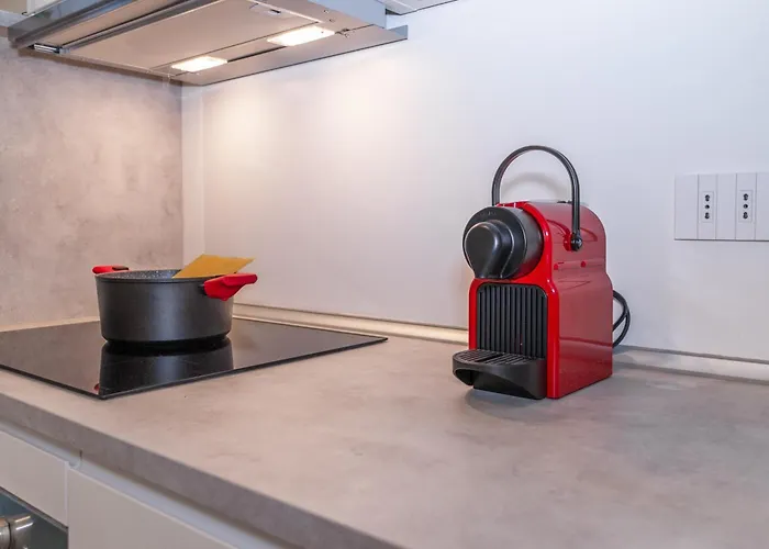 Bright '46' Cosy And Apartament Mediolan