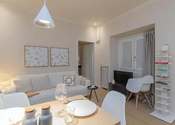 Brera Exclusive - New With Terrace, Near Parking * Milán