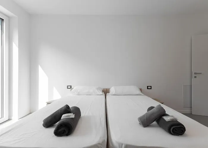 San Siro 700 M - 20 Min - Apt2 * 밀라노