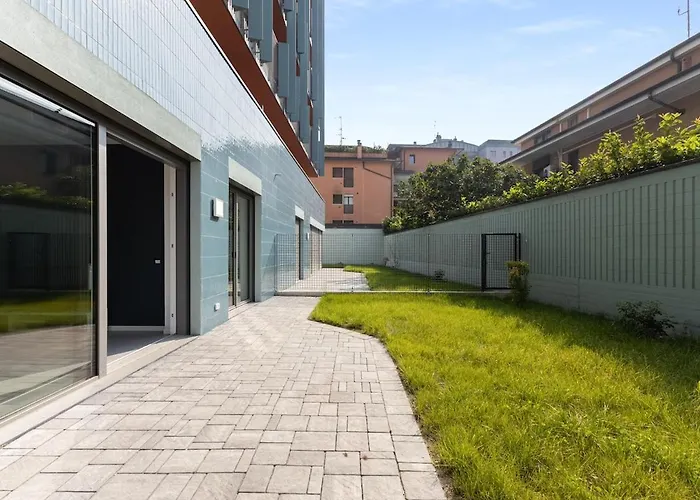 San Siro 700 M - 20 Min - Apt2 *