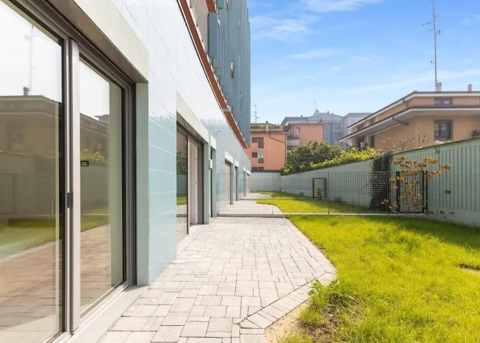 San Siro 700 M - 20 Min - Apt1 Апартаменты Милан