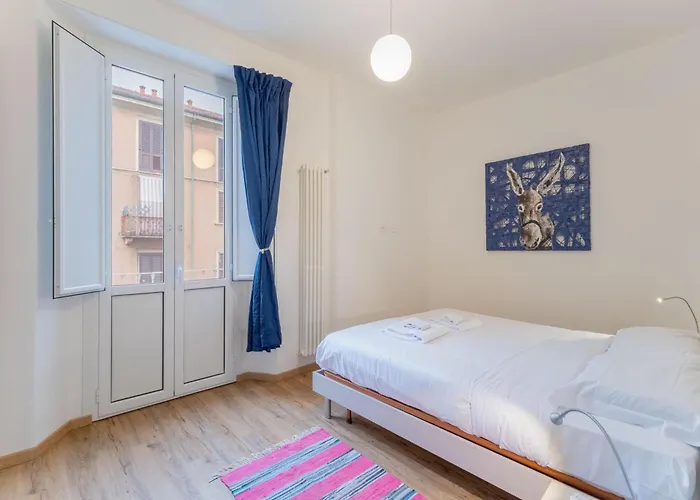 Chic Retreat - New Bright Daire