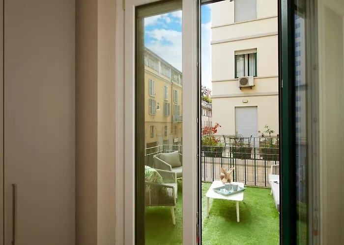 Apartmán Stylish With Private Terrace & 2 Baths