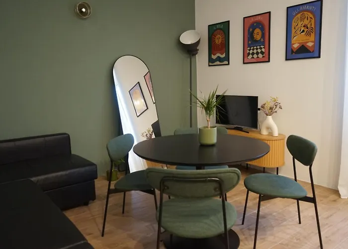 Lägenhet Modern Design Near Metro, Center