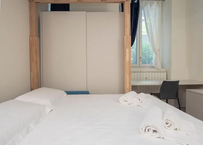 Duomo M5 A Stone's Throw From The Subway Apartman