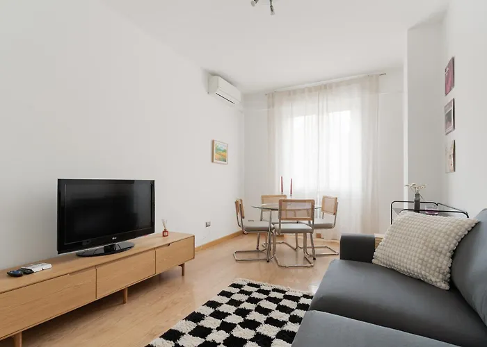 Guesthost - Cozy Flat Near Gorla M1 * Milán