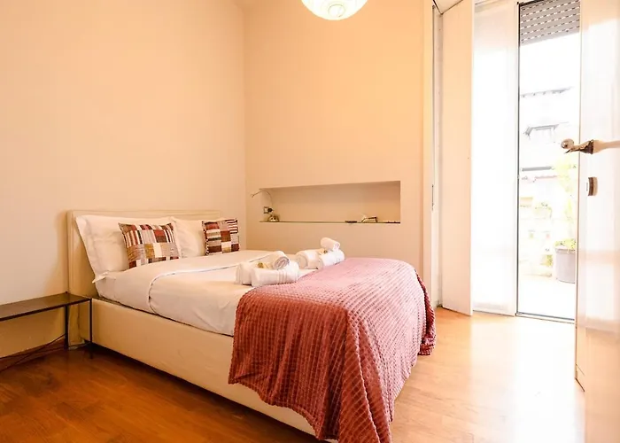 Elegant 3br 15 Min Walk To The Duomo, 2 Min To Sempione * Milan
