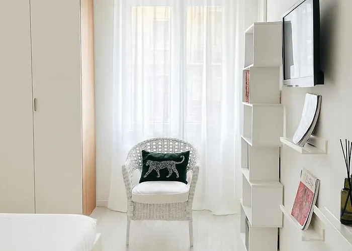 The Boutique Houses - Navigli - Tram 2 Direct To Duomo - Milan City Center 米兰