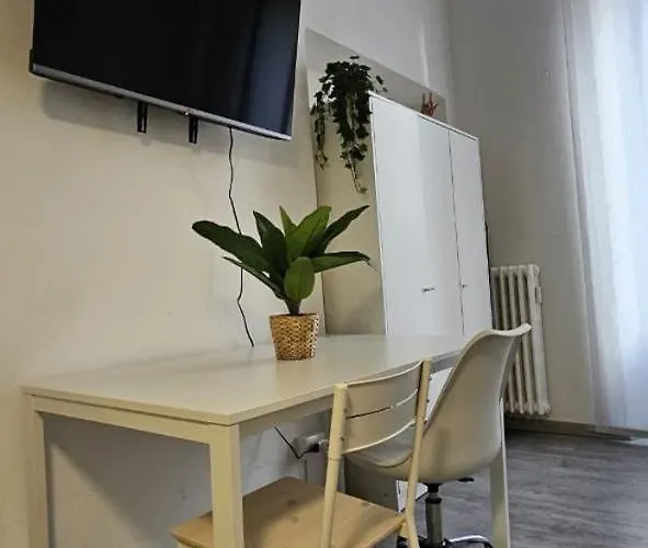 Design Loft A 10 Min Dal Duomo - Metro Brenta * Milano