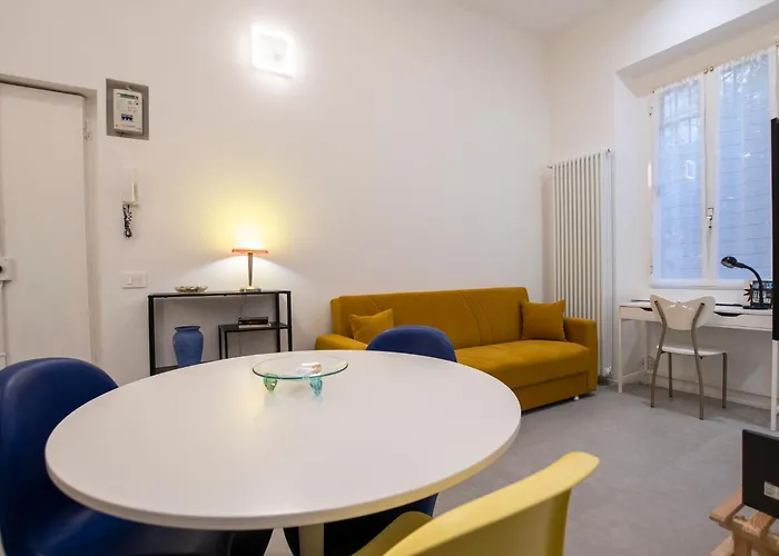 Casa Giacosa - Walk To M1 Pasteur - 10min To Duomo - Nolo Apartment *