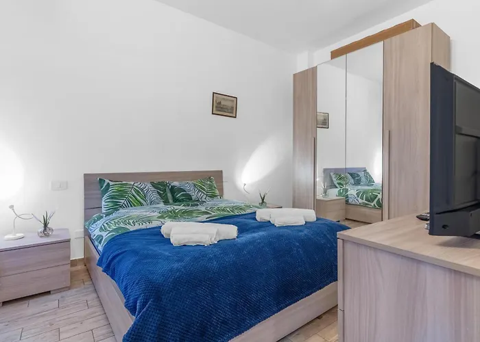 Appartement -duomo- Navigli-modica House