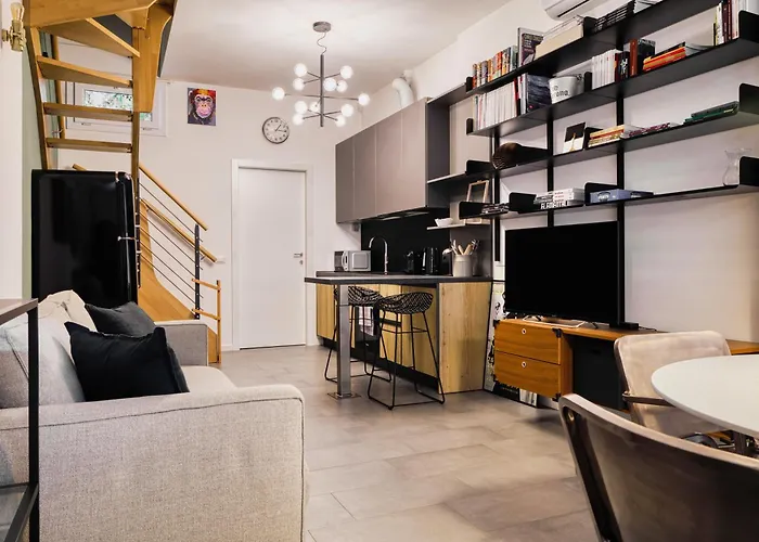Just Urban - Design Loft 2 Bathrooms And Balcony - 9 Min M4 Duomo Apartman