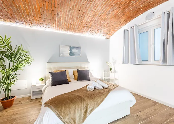 דירה Colonna Lovely Loft - 10 Min Duomo - Buonarroti M1 *