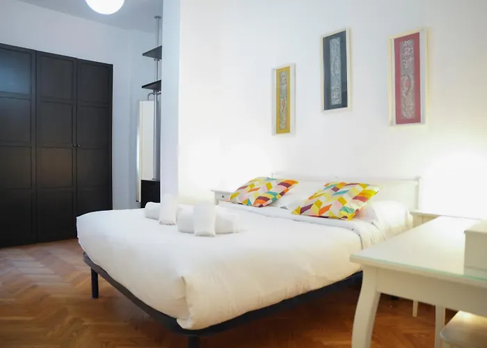 דירה Navigli-metro-moda & Design District Ac & Self Check-in מילאנו