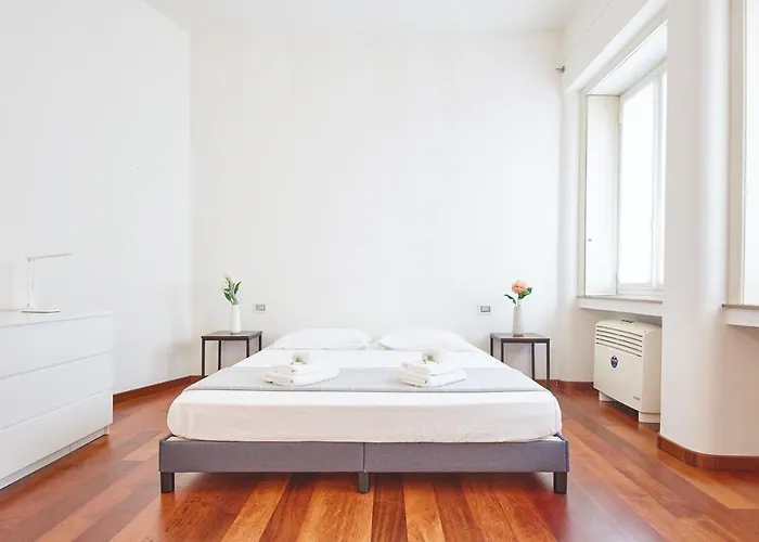 Porta Nuova Luxury 8 Minutes From The Duomo, With Ac And Wifi 아파트 *