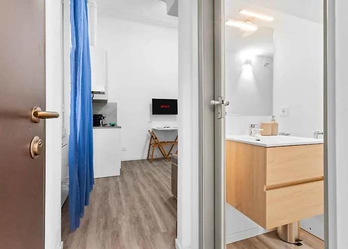 Bocconi Free Wifi Milan