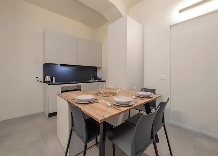 Apartman Duomo M5 A Stone's Throw From The Subway Milánó