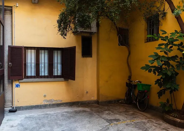 Youhosty - Monforte 13 Apartman