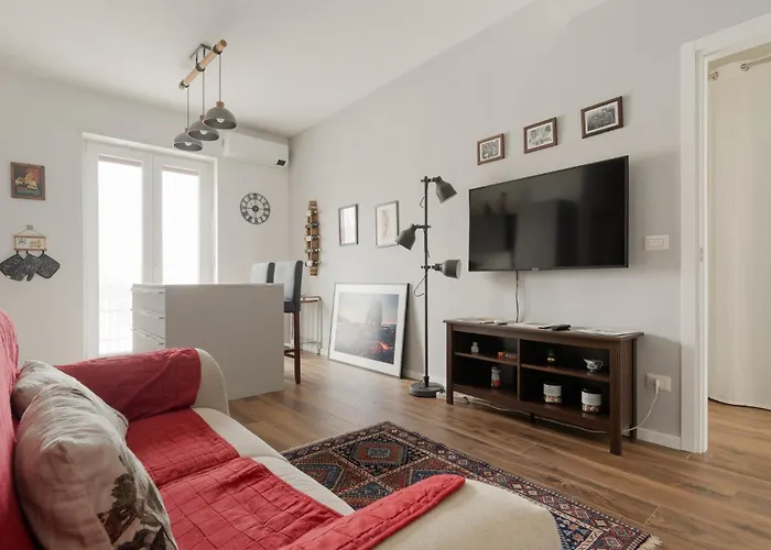 Guesthost - Cenisio Cozy Flat Near Mm5 * Milão