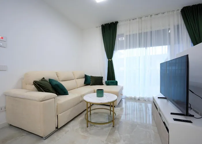 - Nuovo Con Grande Terrazza Privata * ミラノ