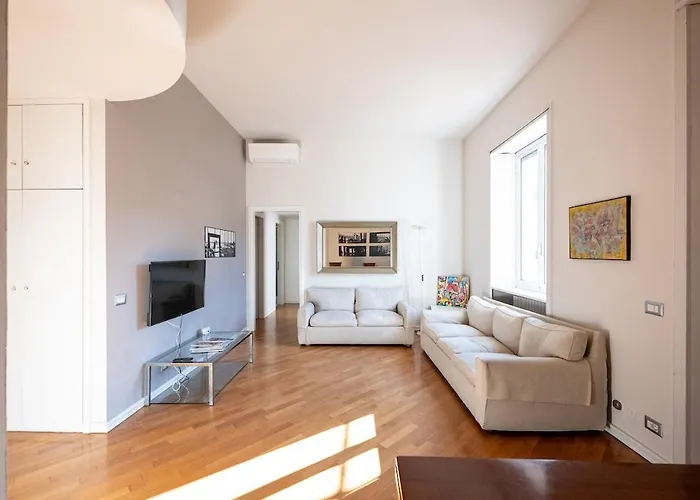 Appartement Elegant 3br 15 Min Walk To The Duomo, 2 Min To Sempione *