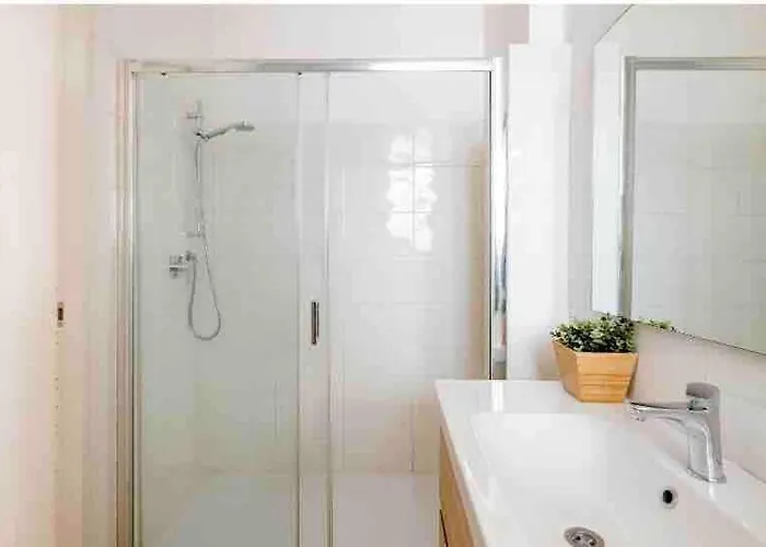 Casarudy-2 Bedrooms & Bathrooms Station Mediolan