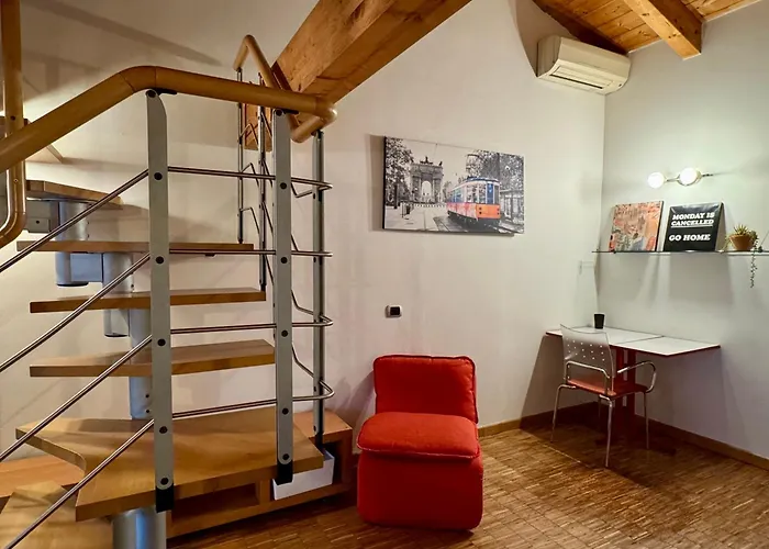 Appartamento Loft Di Via Gluck Con Terrazzo