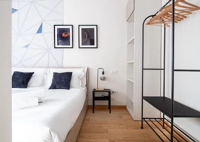 Apartment Il Nido Di Pillo-near Subway Line 4 Milan