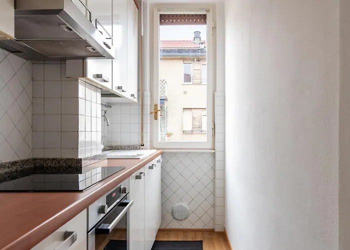 Borsi 8 - Bilocale Navigli *