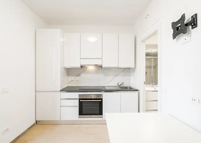 Navigli 6 - Two Steps From Porta Genova By Innstay *