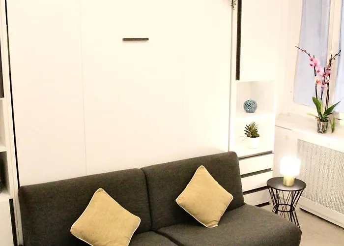 Apartment Cozy Among The Liveliest Street Of Isola *