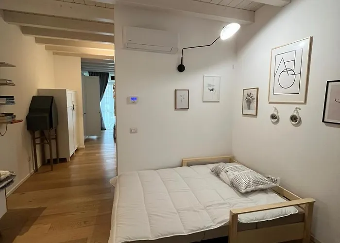 Nordic Nest Navigli, Bocconi And Olympic Village * Milano