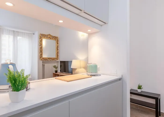 Modern One-bedroom Flat Near Corso Διαμέρισμα *