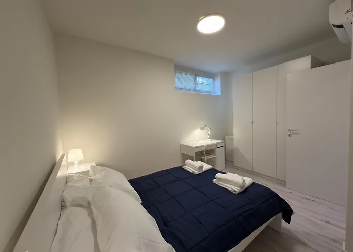 Apartment White Rabbit House