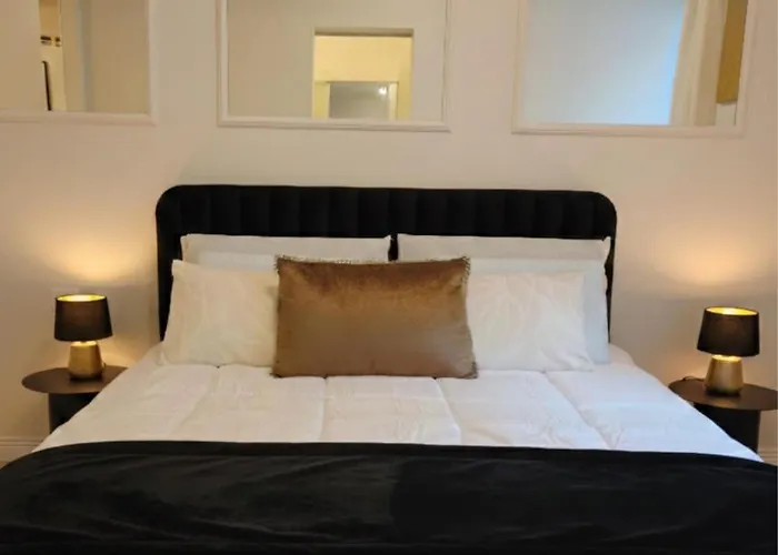 Apartment Chic Liberty Flat In Porta Venezia Center, Subway 1 Min, Ac, Wifi