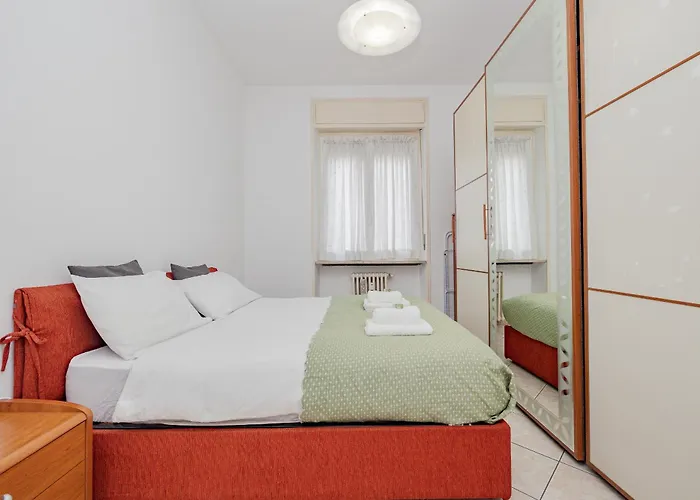 Bnbest Golden Darsena 4 Pax Милан