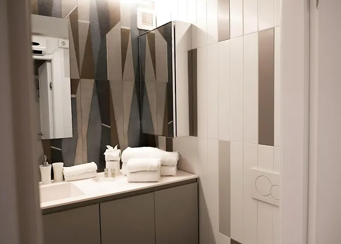Isola Loft 5 Minutes Walk From Garibaldi Station Apartmán