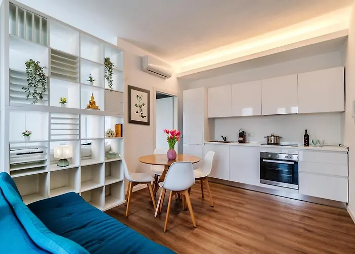 Station - Private Terrace, Netflix & Wi-fi Milão