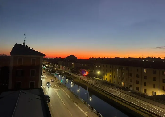 Big Bright Attic-milan Navigli Apartment Milan