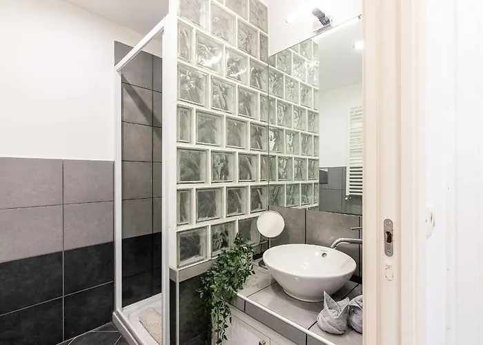 Modern Comfort Tortona Wi-fi Free Apartman