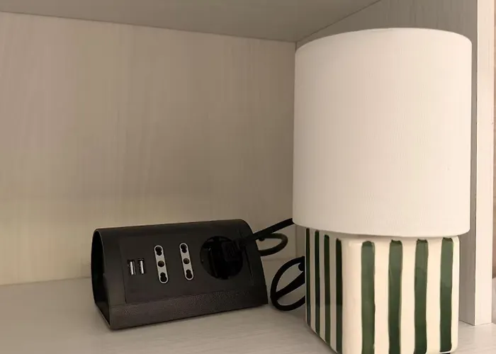 Navigli Bocconi - Free Private Garage Апартаменты