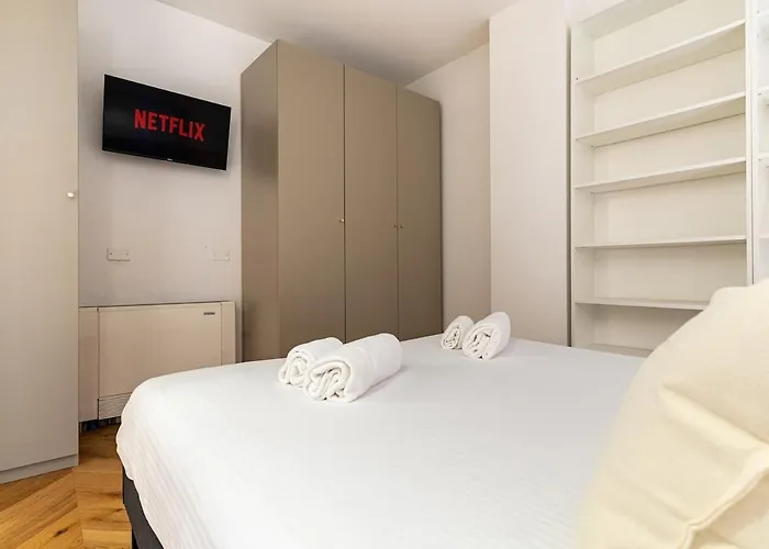 Lejlighed Modern Loft With Projector E Private Garden, Station *