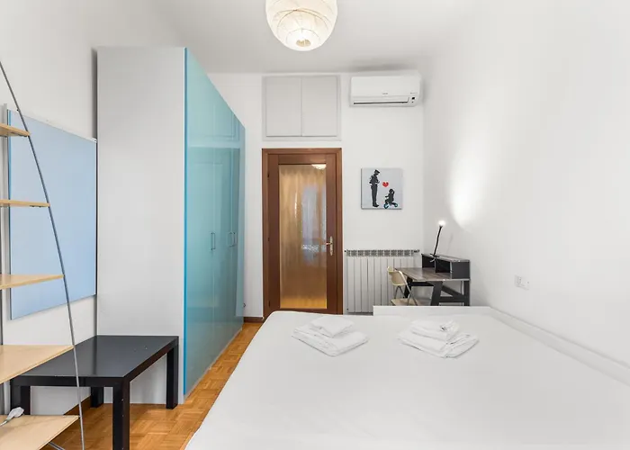 Fara - Centro - 8 Posti - Wifi 公寓 米兰