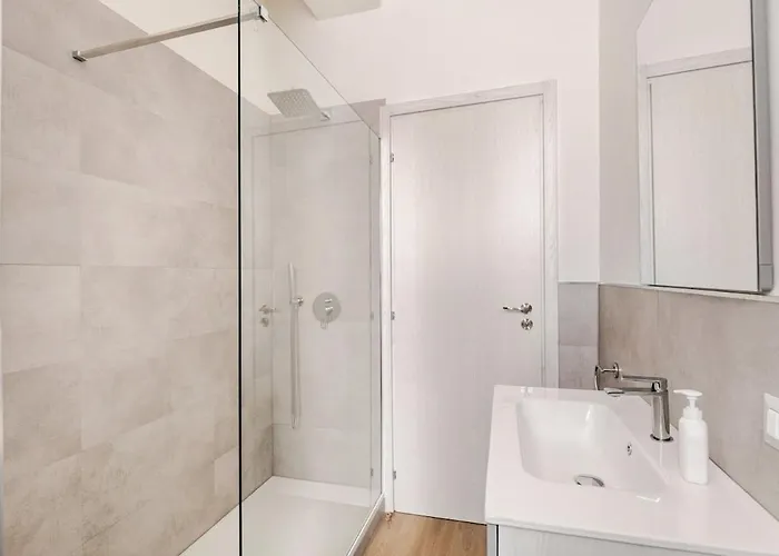 Apartamento Moderno Vicino Metro M5 Milão