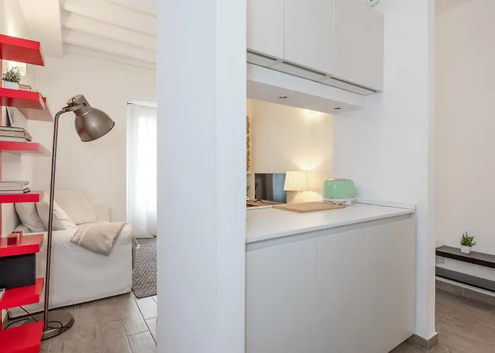 Modern One-bedroom Flat Near Corso Διαμέρισμα *