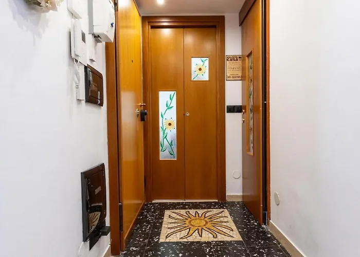 Host4u - The House Of The Rising Sun, In Milán